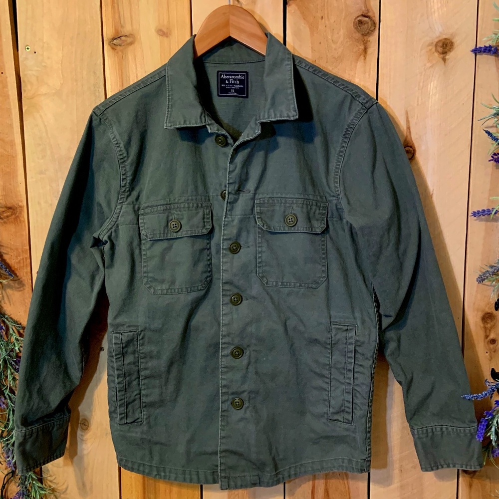 ABERCROMBIE & FITCH ARMY GREEN JACKET